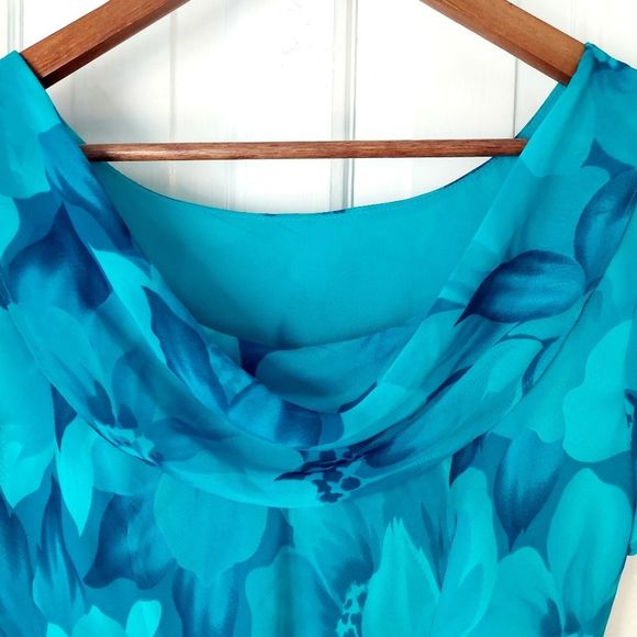 Studio I Blue Floral Blouse w/ Cowl Neck Back Sz 8 - Picture 6 of 8